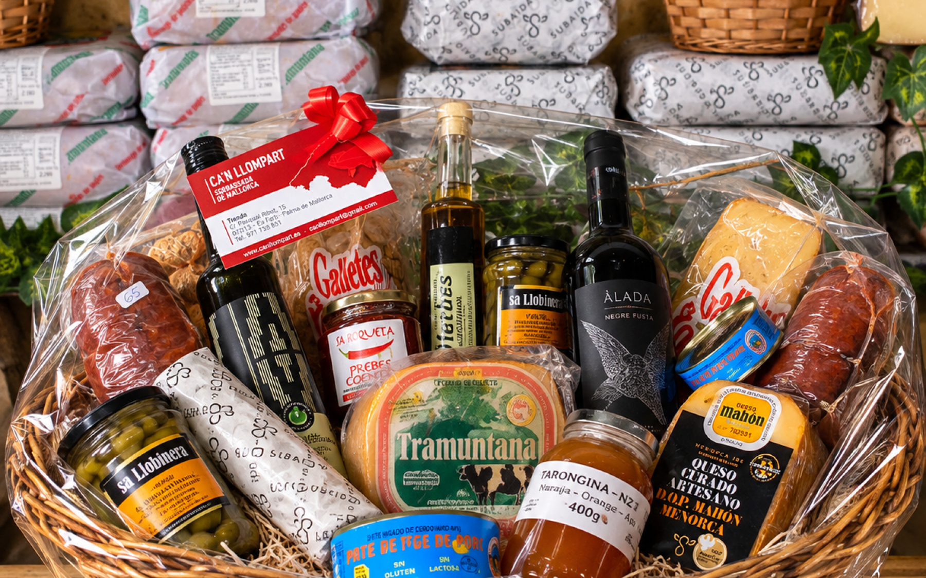 Cesta gourmet con productos de Mallorca - Can Llompart